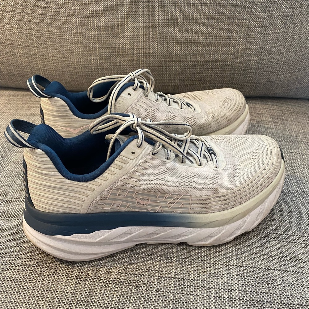 Hoka Bondi 6 Running Shoes Women’s 9
